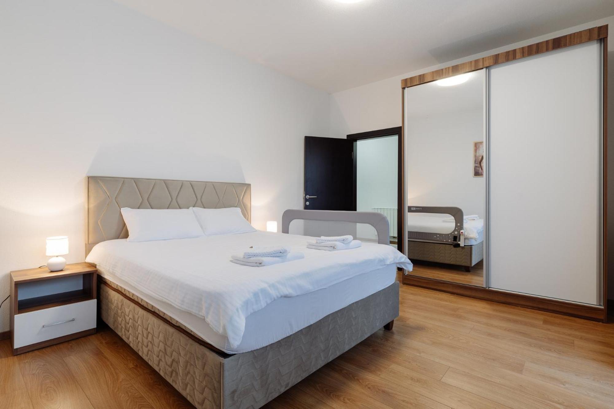 Apartman Square Trg Prijedor Eksteriør bilde